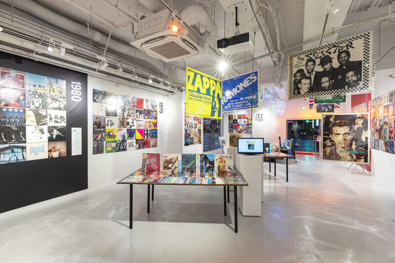 展覧会 ART in MUSIC「EDGE OF ROCKS（エッジ・オブ・ロックス